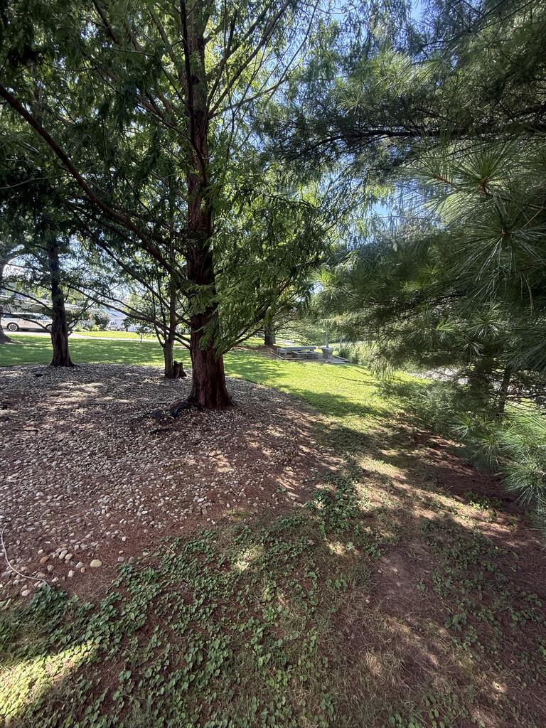 942 Howard Road Property Photo 17