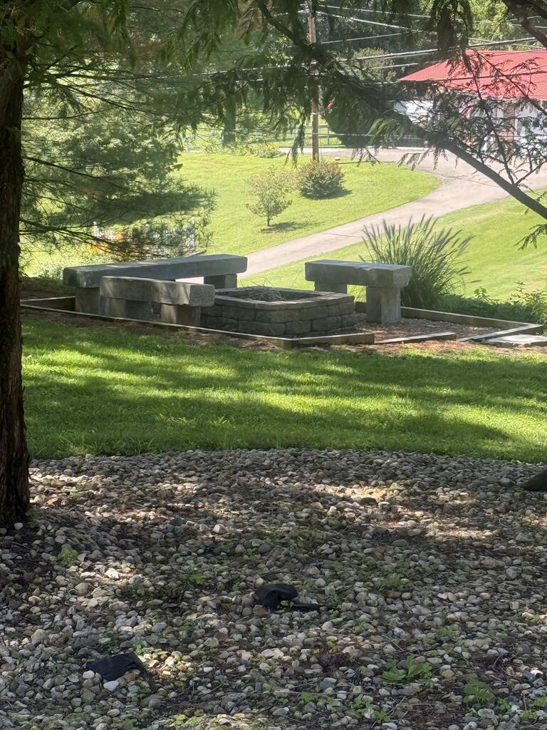 942 Howard Road Property Photo 18