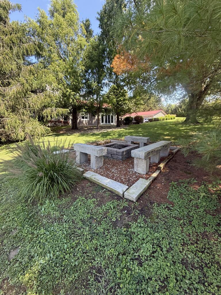 942 Howard Road Property Photo 19