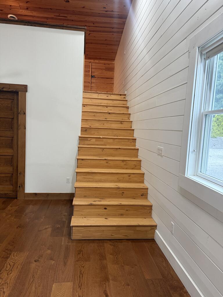 942 Howard Road Property Photo 26