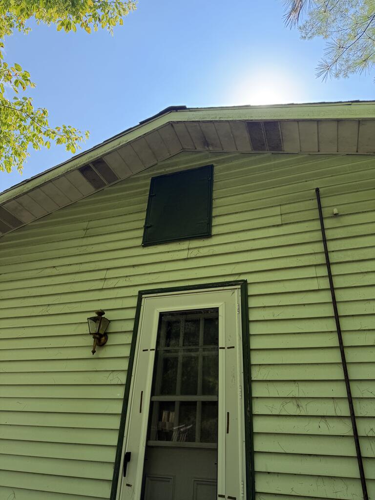 252 Narrows Road Property Photo 4