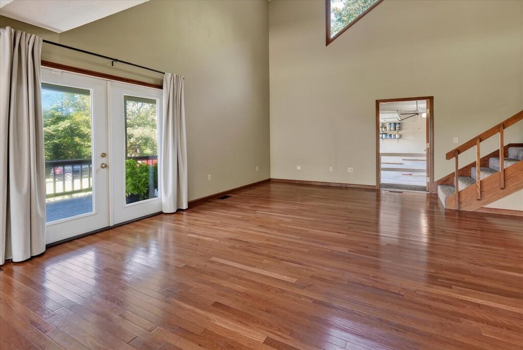 3446 Prussia Road Property Photo 5