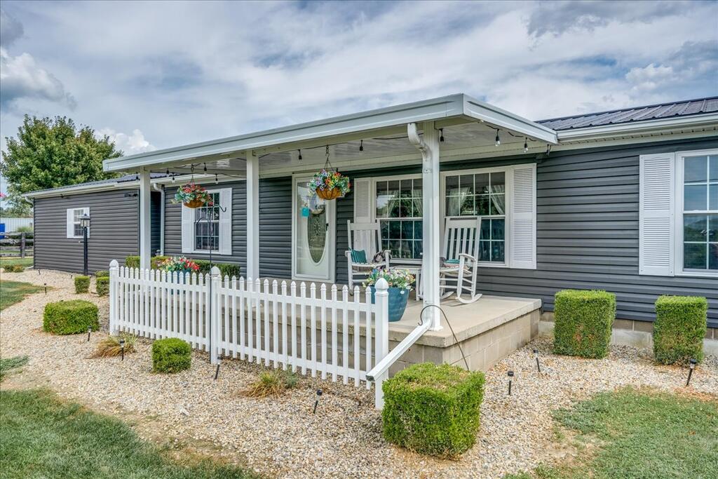 968 Shepherd Road Property Photo 3