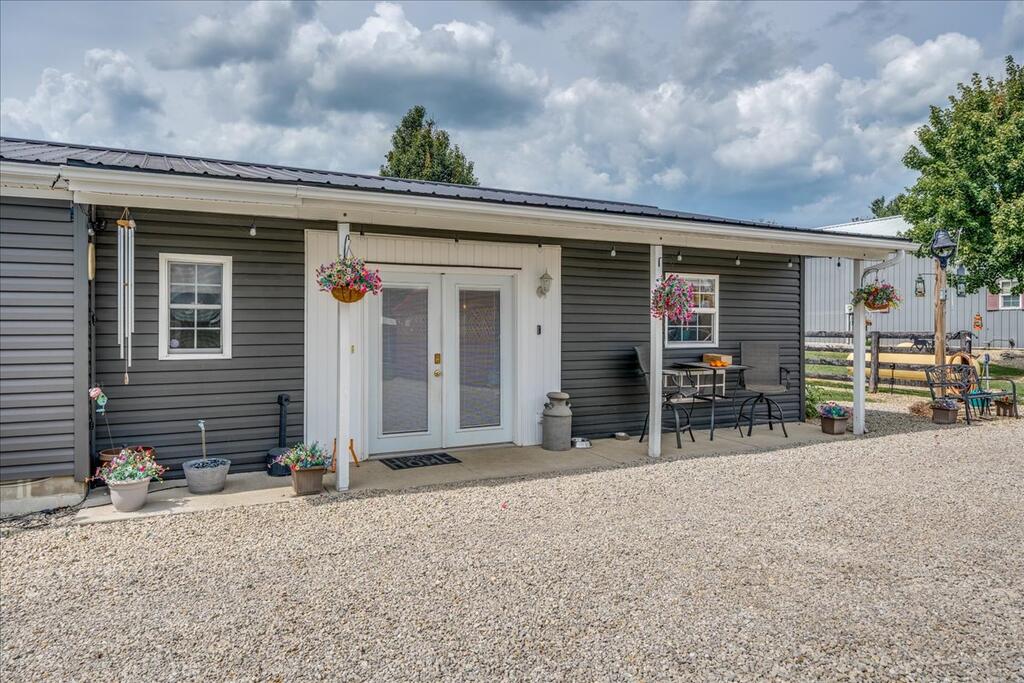 968 Shepherd Road Property Photo 4