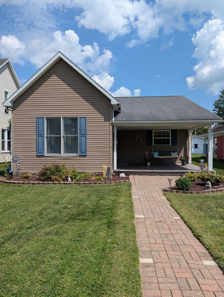 403 Vine Street Property Photo 2