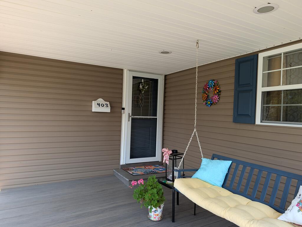 403 Vine Street Property Photo 7