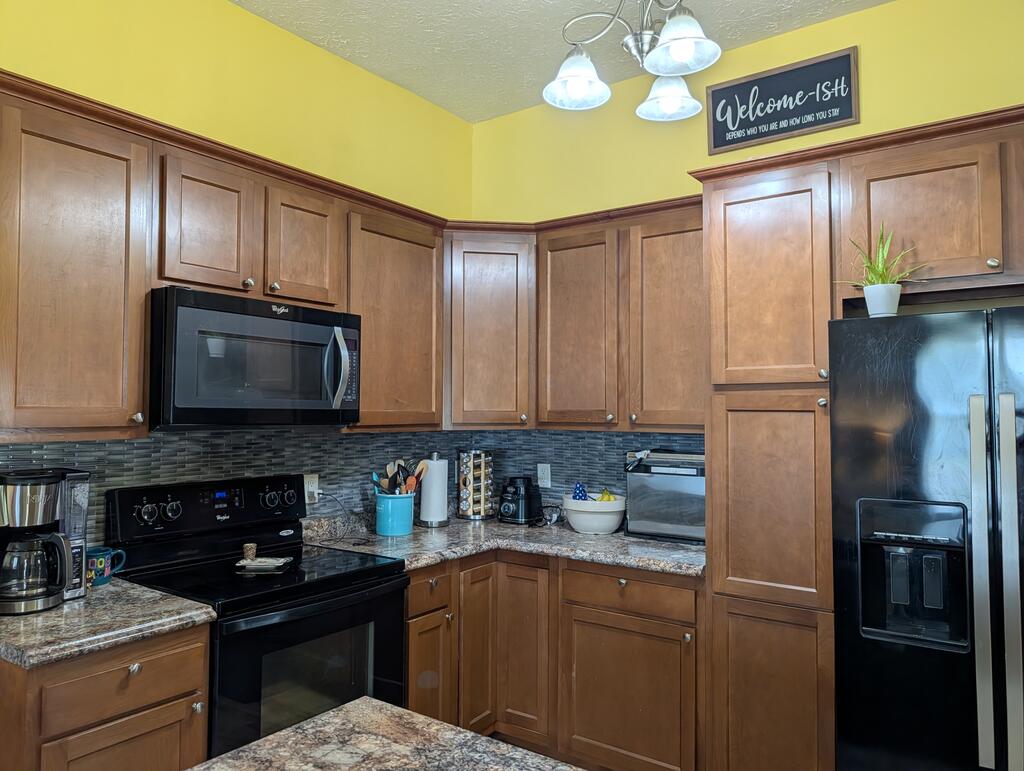 403 Vine Street Property Photo 13