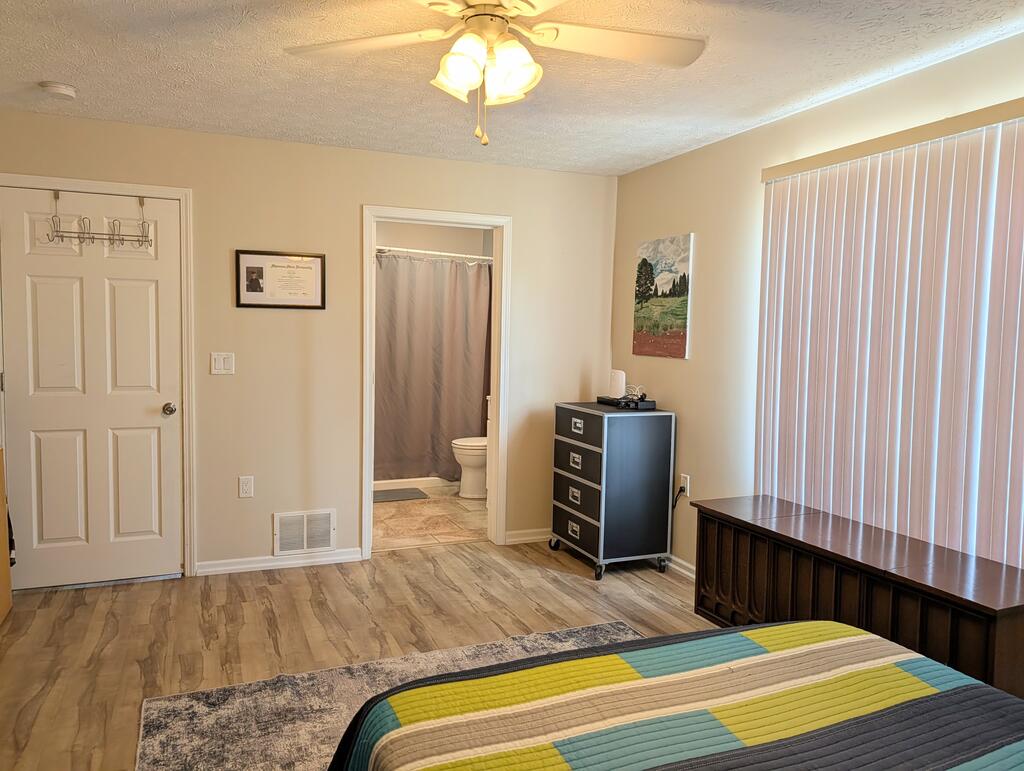 403 Vine Street Property Photo 26