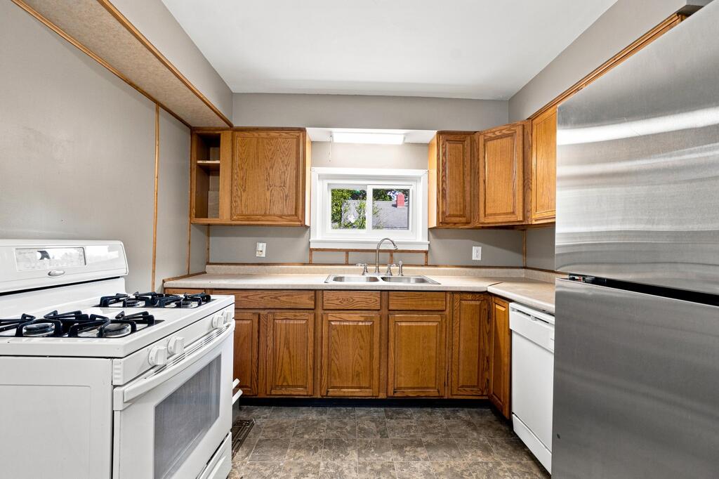 621 Liberty Street Property Photo 14
