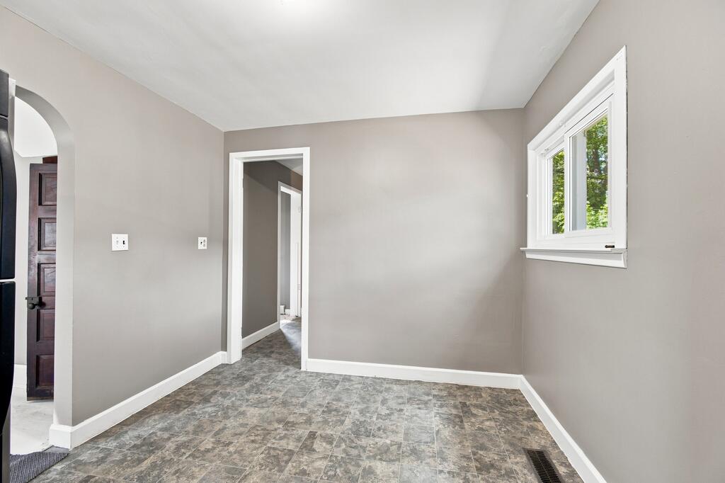 621 Liberty Street Property Photo 15