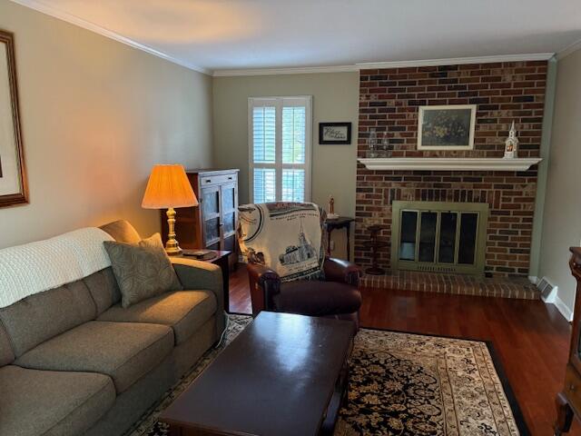332 Constitution Drive Property Photo 14