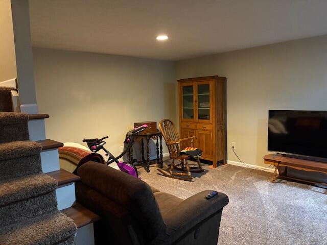 332 Constitution Drive Property Photo 17