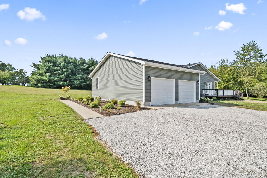 27695 Campbell Road Property Photo 46