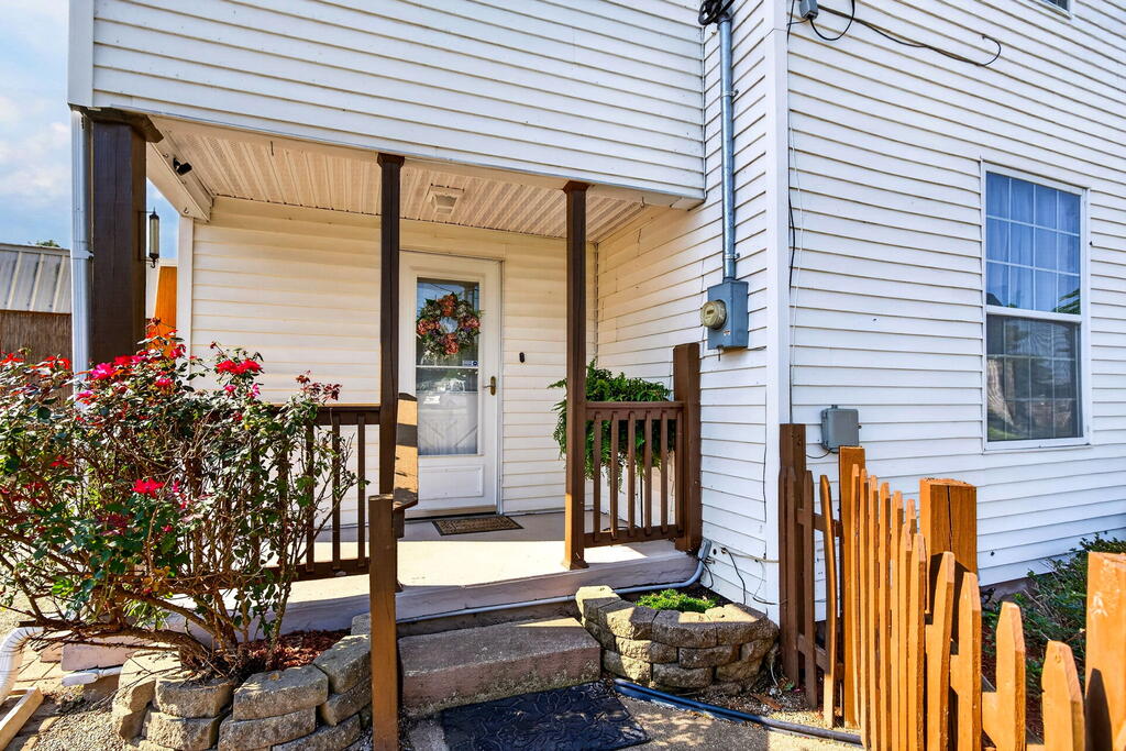 10 Burlington Road Property Photo 13