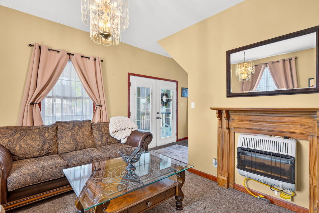 10 Burlington Road Property Photo 16
