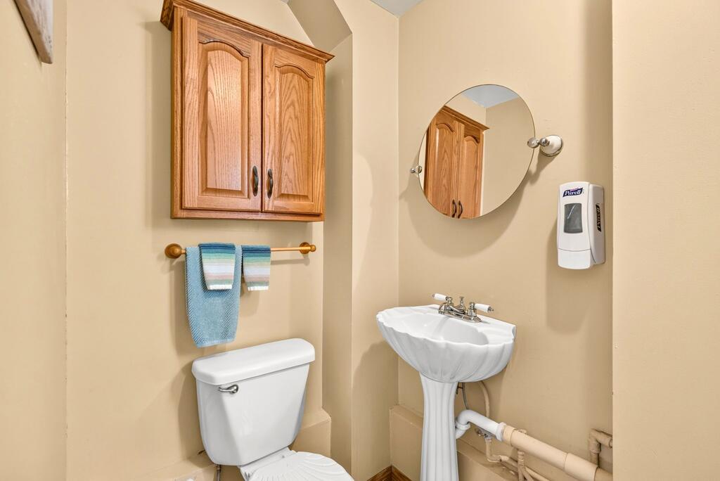 10 Burlington Road Property Photo 33