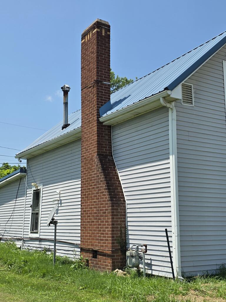 265 S Illinois Ave. Property Photo 3