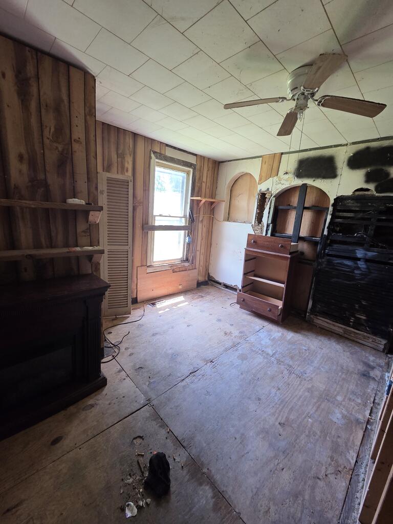 265 S Illinois Ave. Property Photo 16