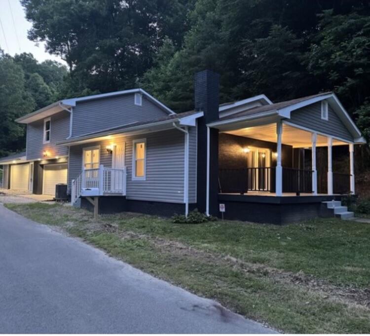 536 Whitley Lane
