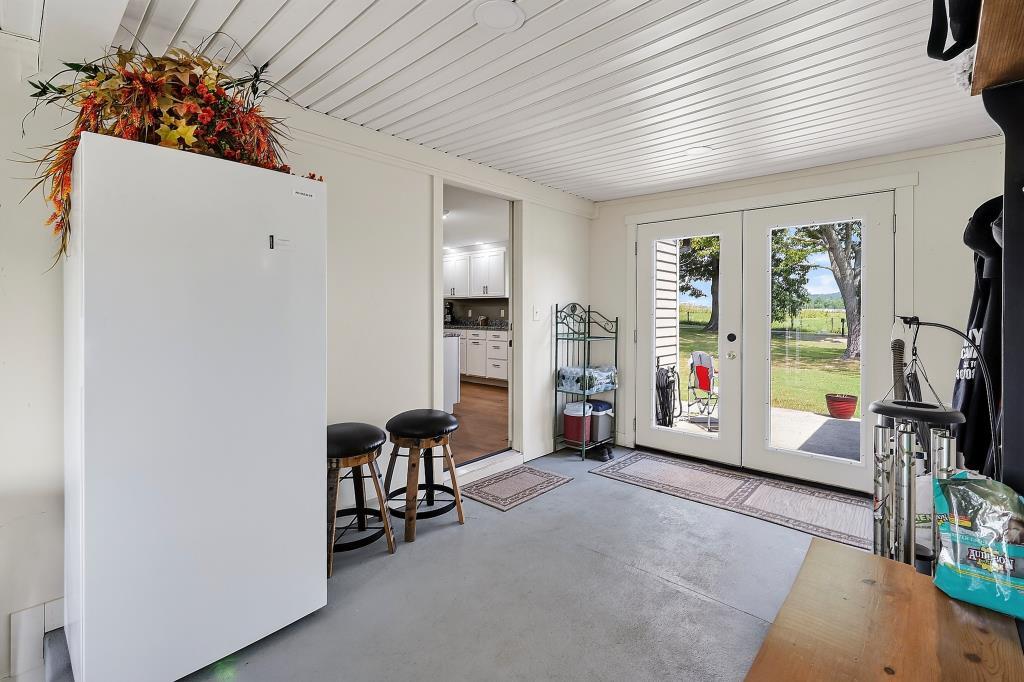 150 Kent Lane Property Photo 34