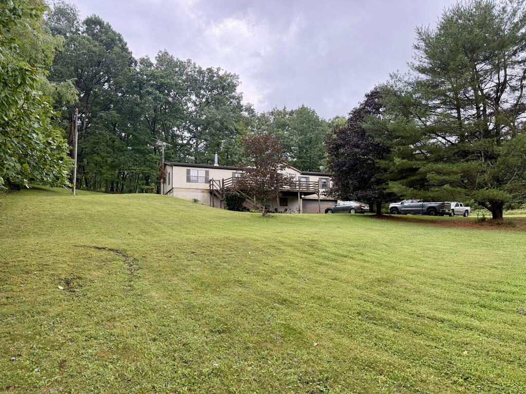 1082 True Hollow Road Property Photo 1