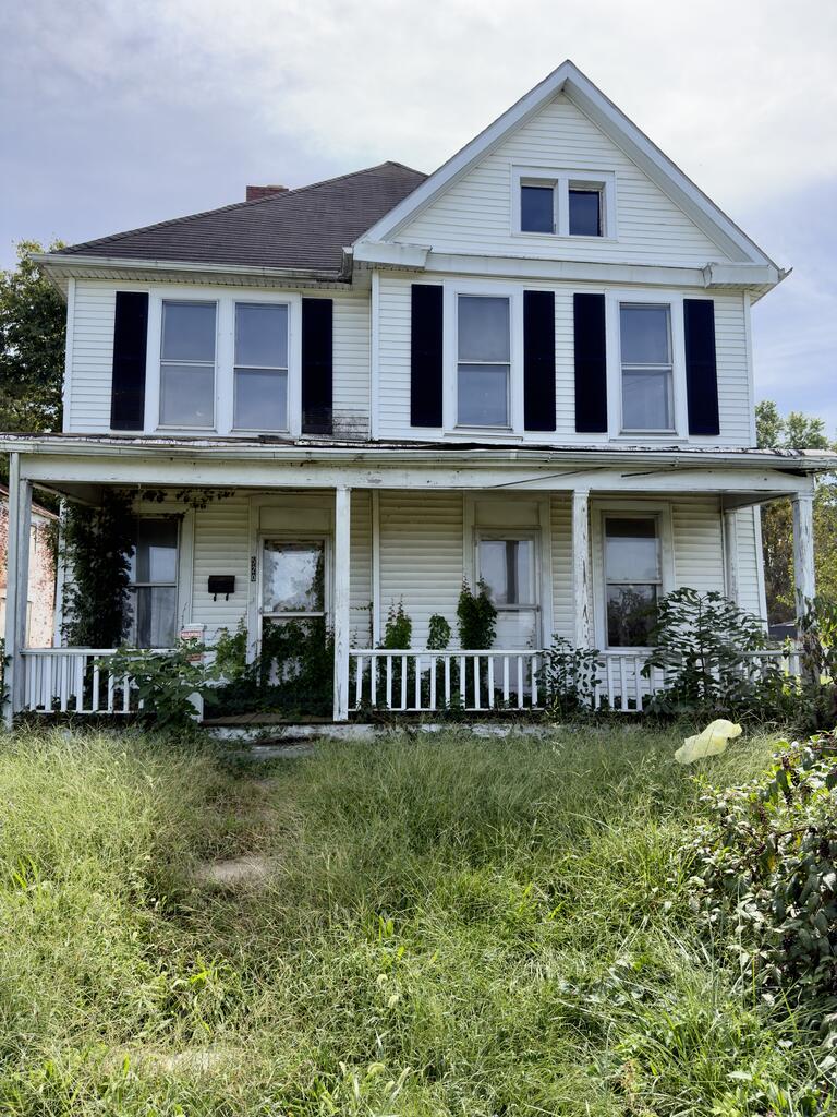 520-522 E Water Street Property Photo 1