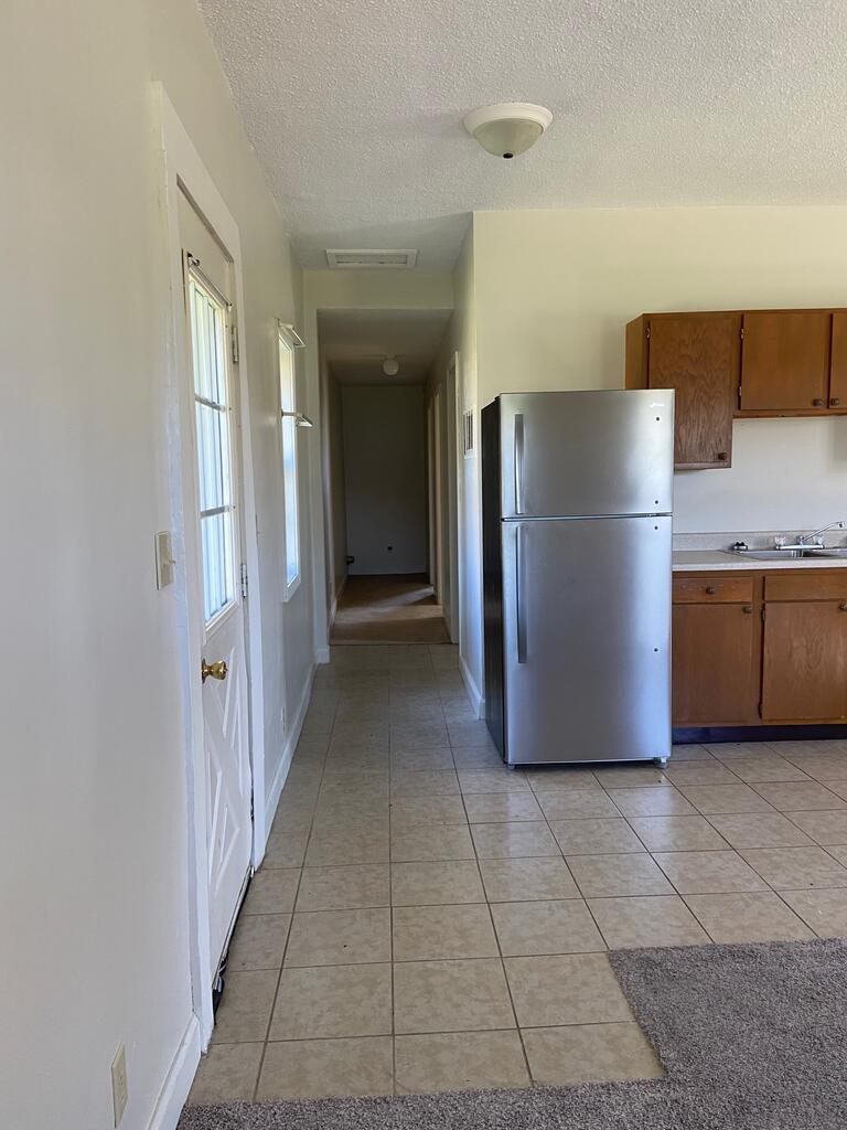 310 E 6th St Property Photo 45