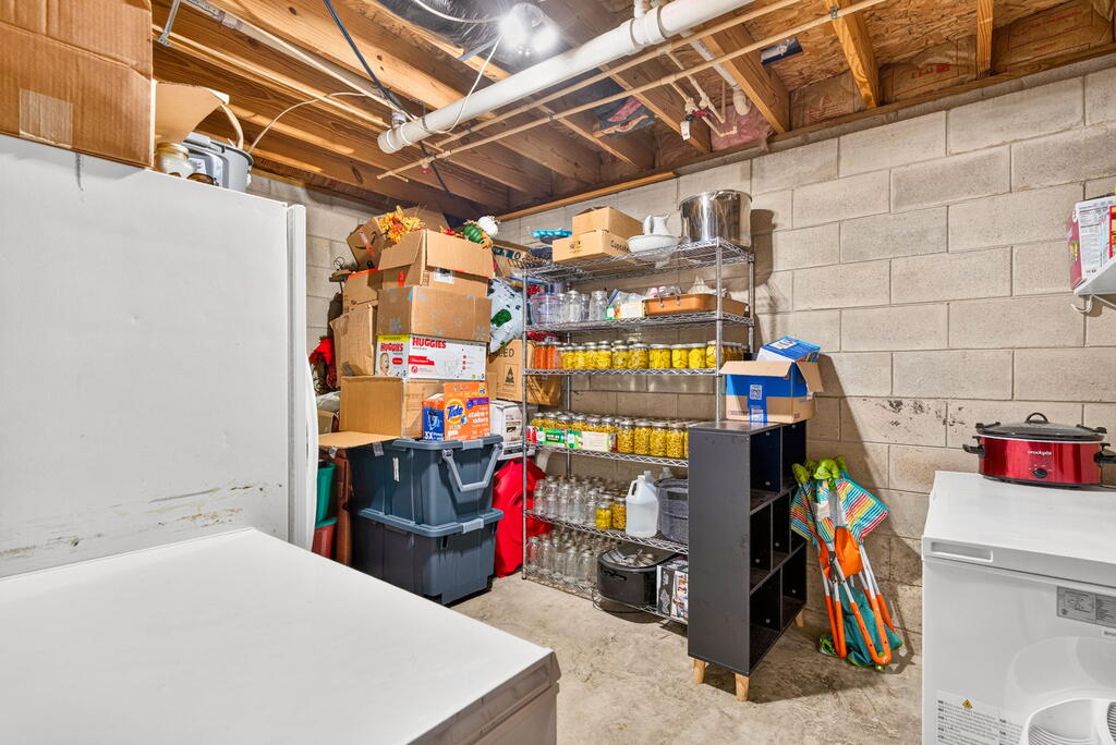 652 Laurel Lick Road Property Photo 30