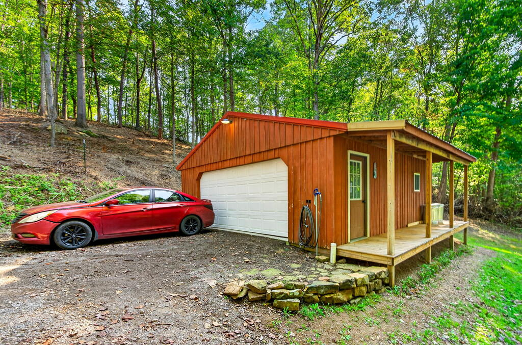 652 Laurel Lick Road Property Photo 45
