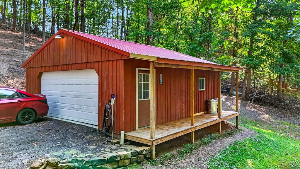 652 Laurel Lick Road Property Photo 46