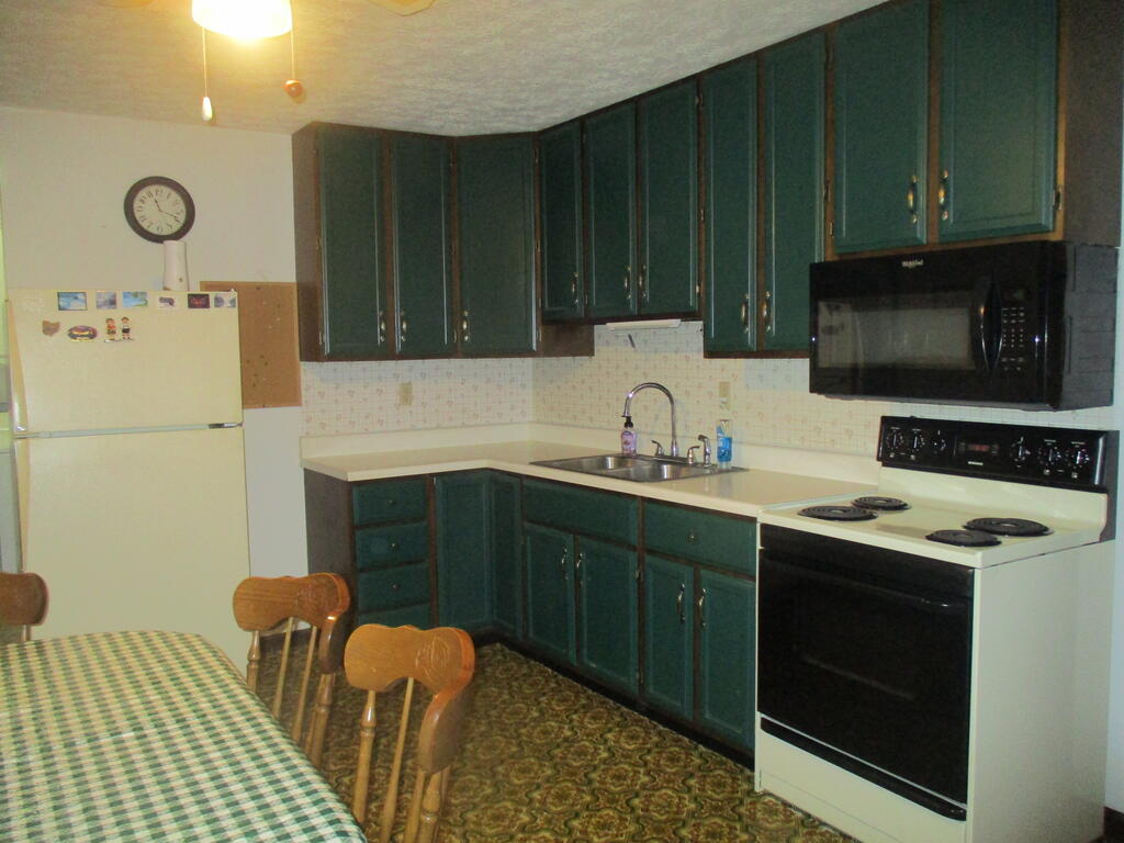 64 Eastern Ave. Property Photo 3