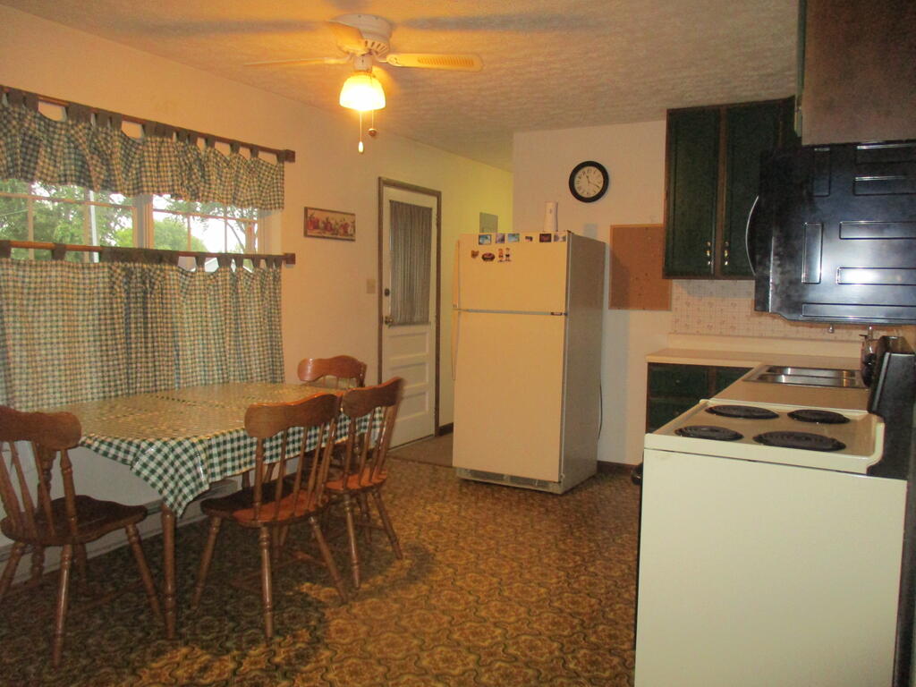 64 Eastern Ave. Property Photo 4