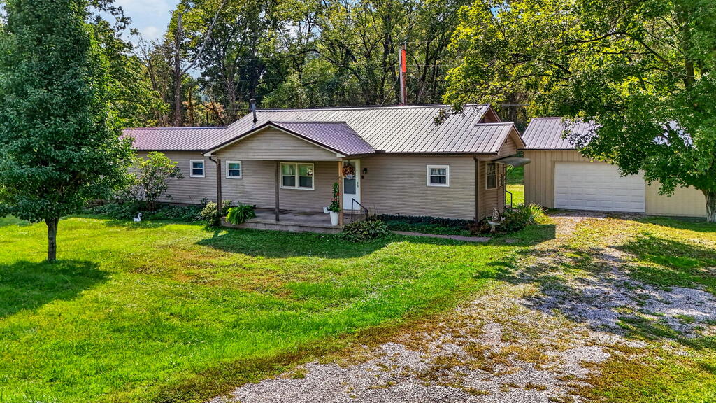 22798 St. Rt. 93 Property Photo 1