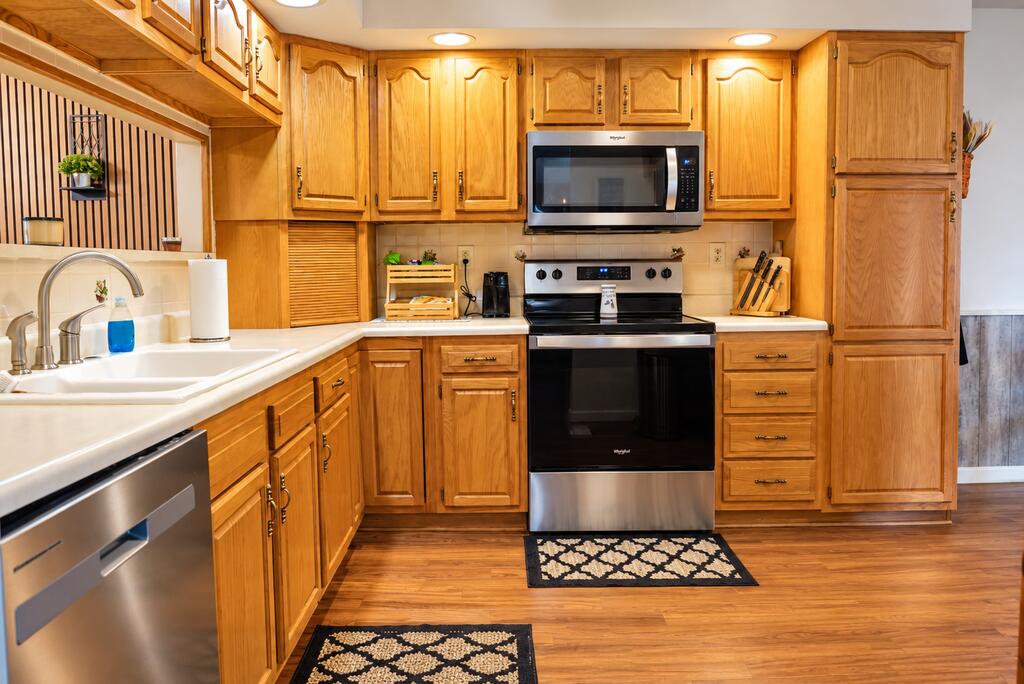 2 John Street Property Photo 6