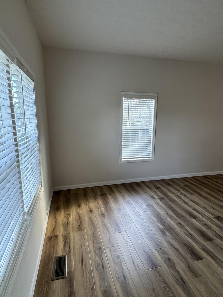 109 S Bennett Ave. Property Photo 14