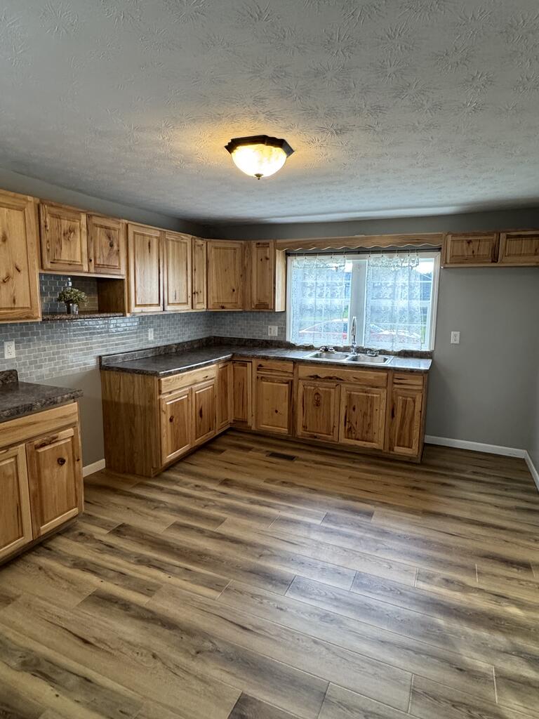 109 S Bennett Ave. Property Photo 19