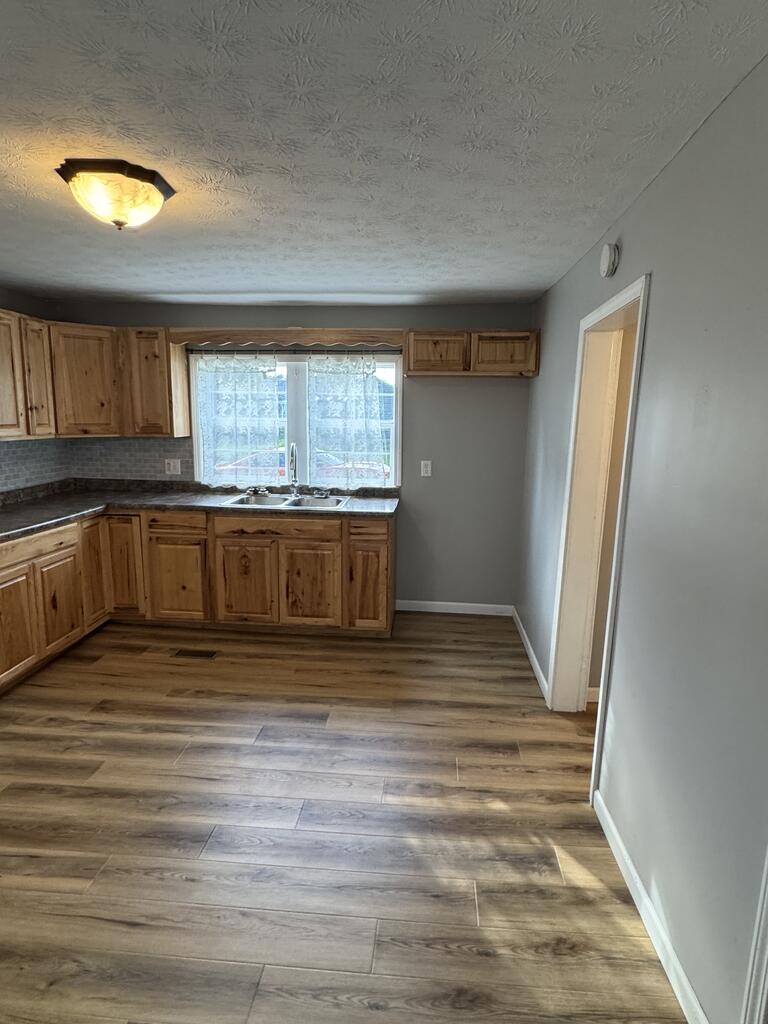109 S Bennett Ave. Property Photo 20