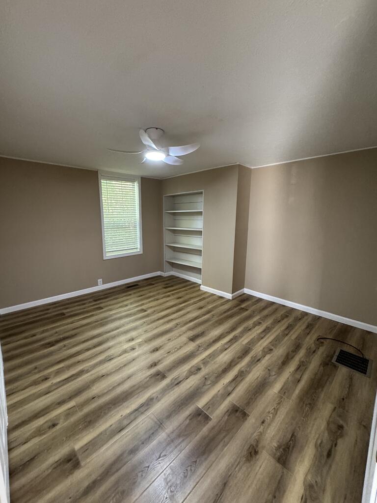 109 S Bennett Ave. Property Photo 29