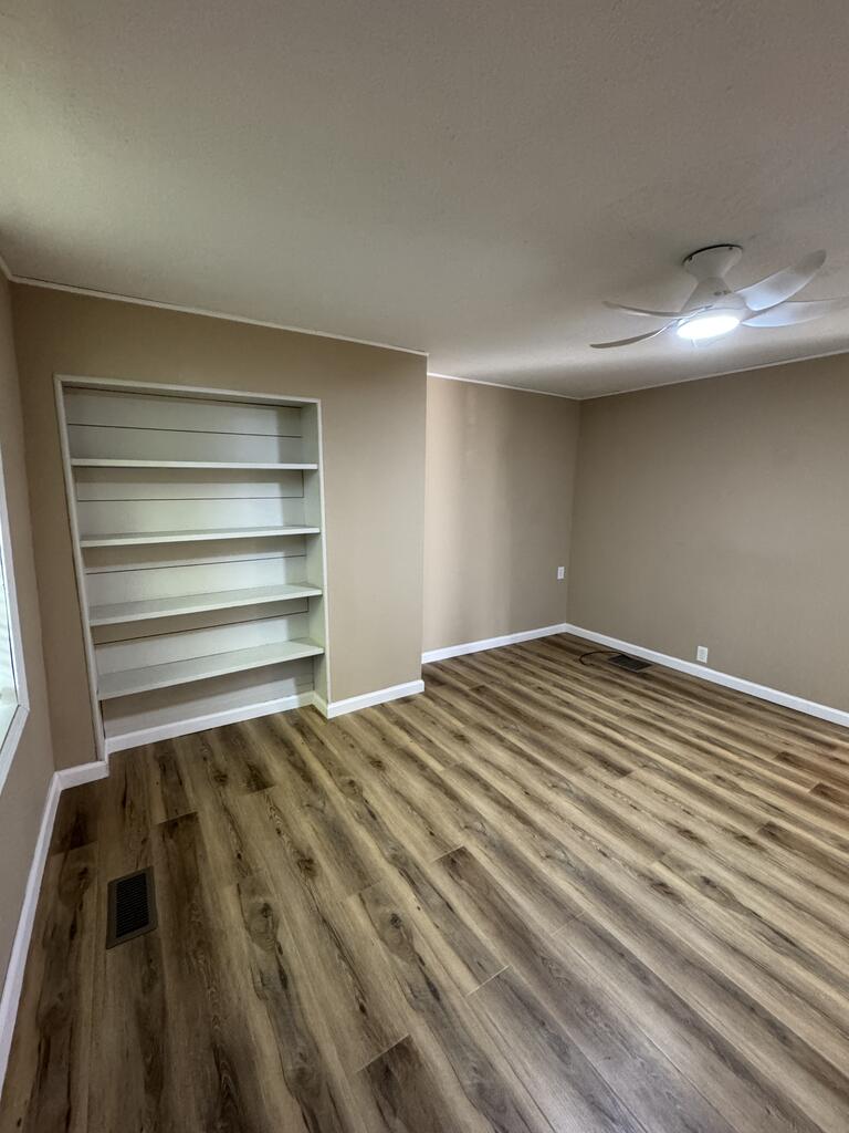 109 S Bennett Ave. Property Photo 31