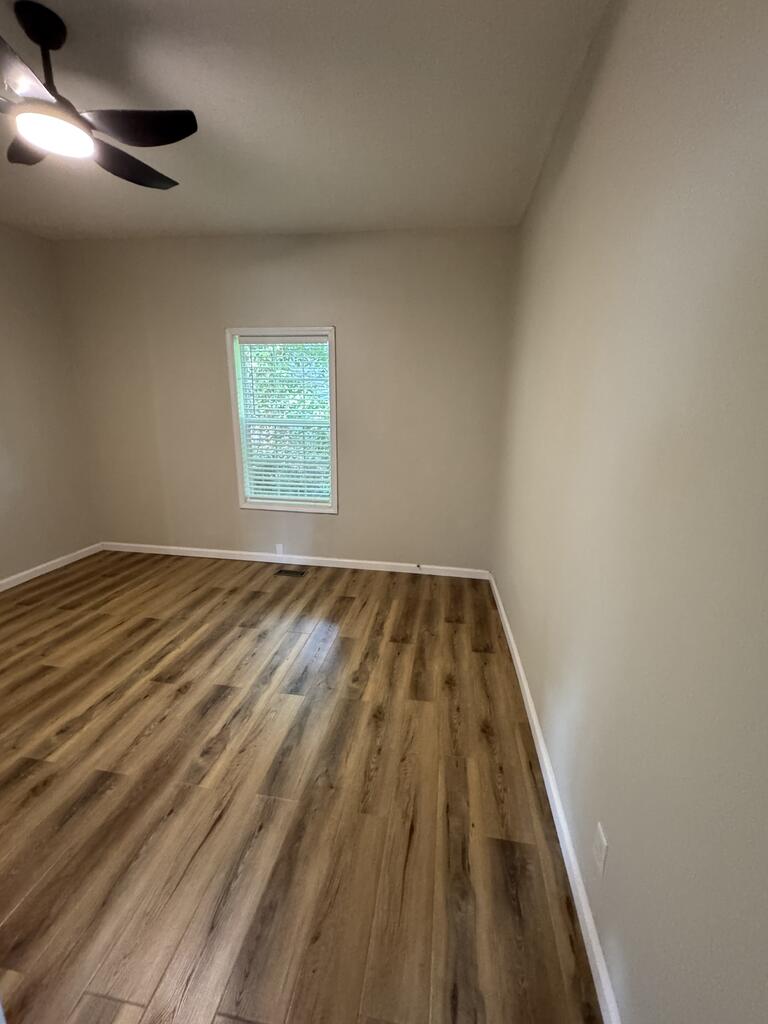 109 S Bennett Ave. Property Photo 33