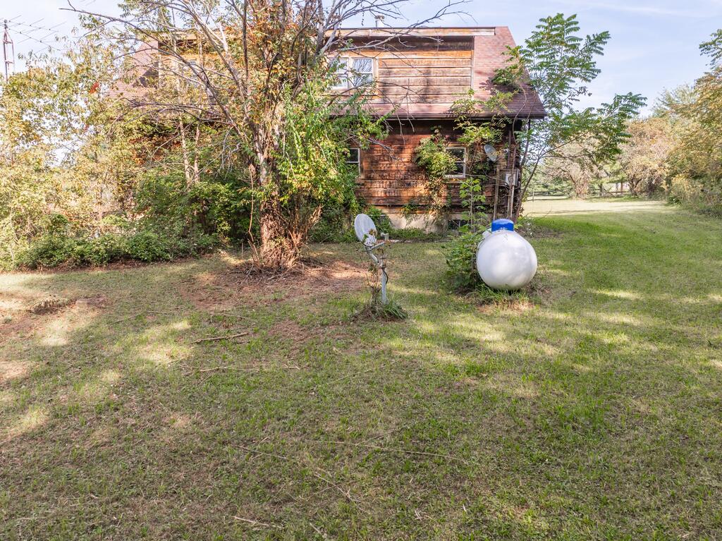 16545 Charleston Pike Property Photo 9