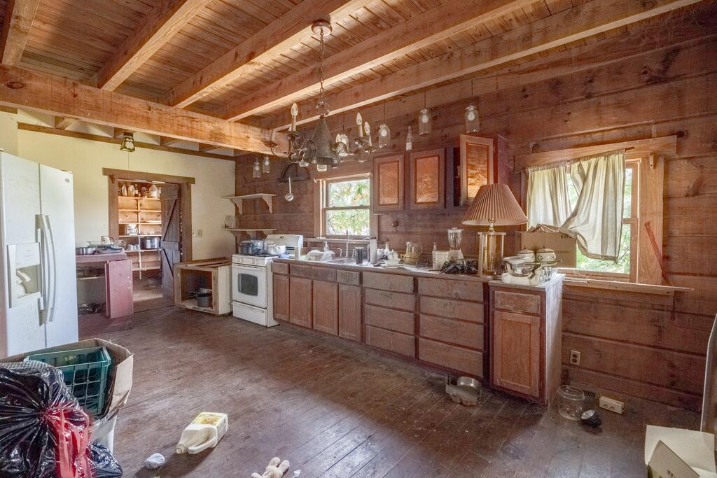 16545 Charleston Pike Property Photo 13