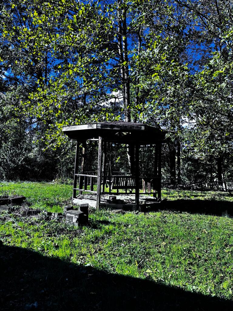 623 Brookside Drive Property Photo 10