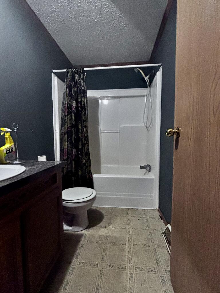623 Brookside Drive Property Photo 30