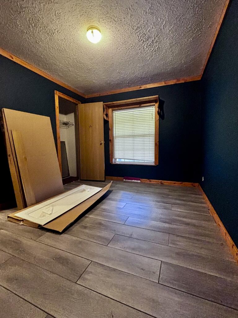 623 Brookside Drive Property Photo 31