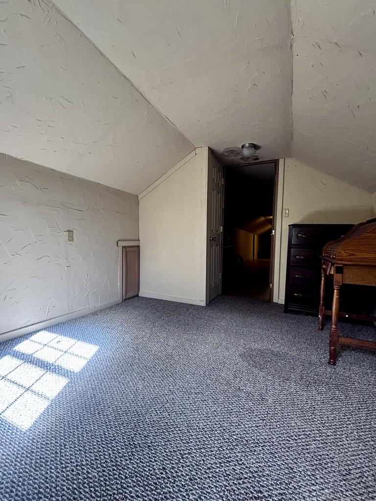 623 Brookside Drive Property Photo 35