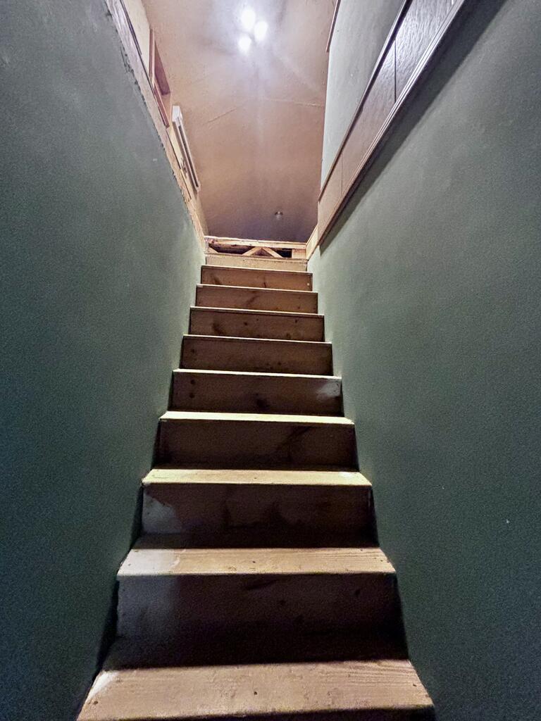 623 Brookside Drive Property Photo 40