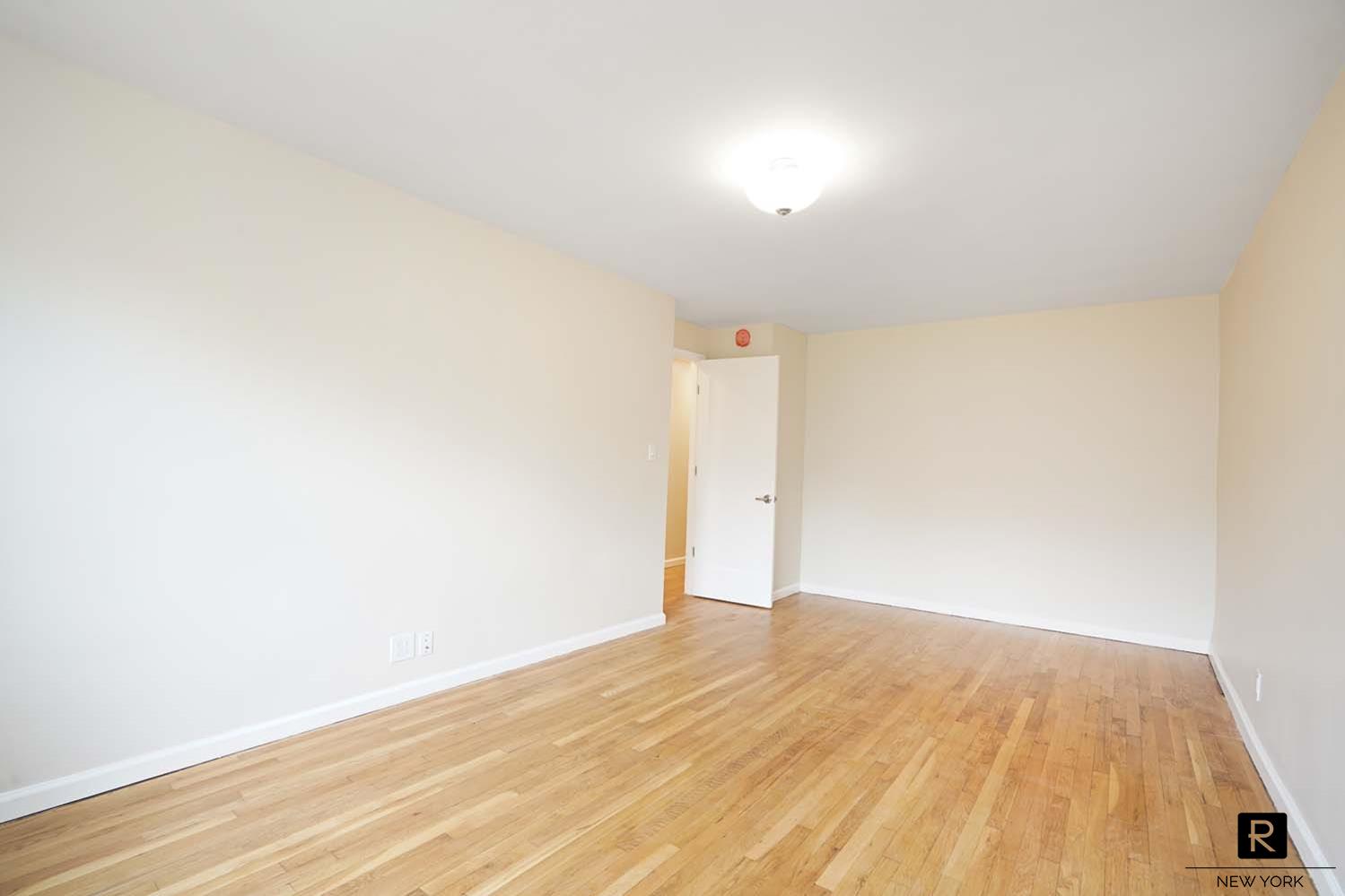 25-45 72nd Street Building Property Photo 13