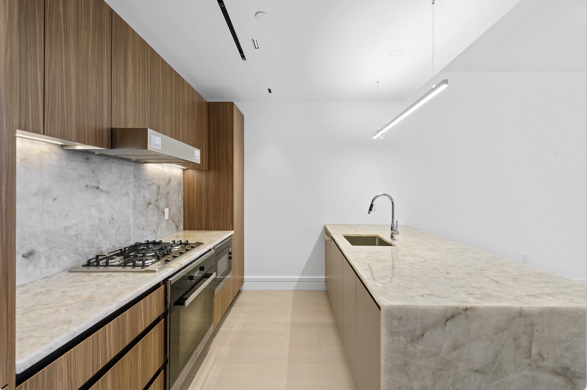165 Lexington Avenue 10-c Property Photo 2
