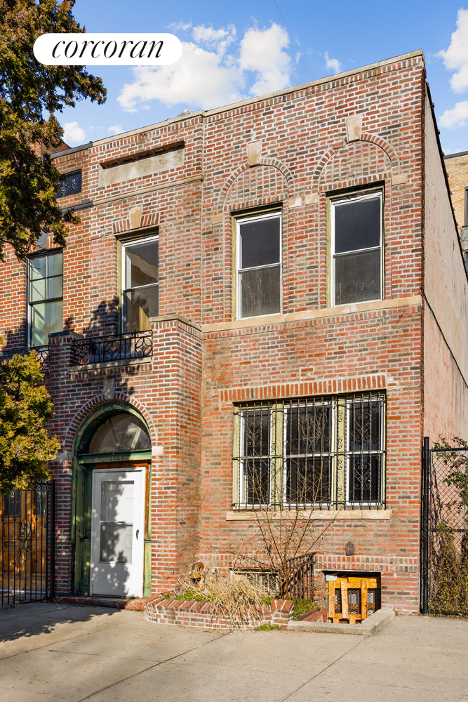 1023 Union Street Property Photo 1